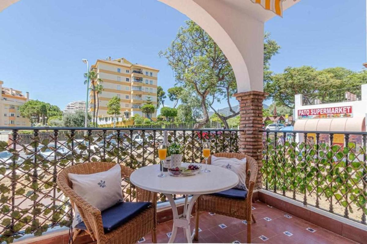 797 Holiday Rentals - Apartamento En Pueblo Quinta A 1 Min De La Playa 베날마데나코스타 외부 사진