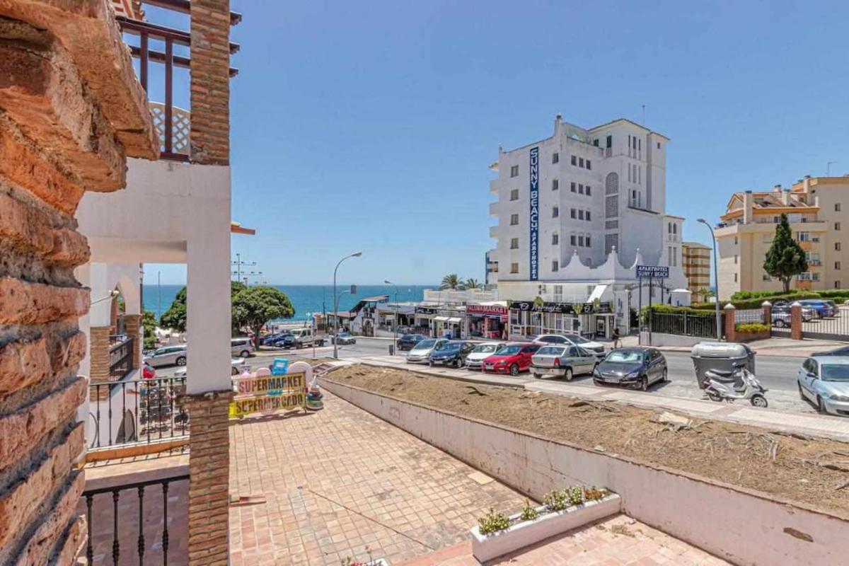 797 Holiday Rentals - Apartamento En Pueblo Quinta A 1 Min De La Playa 베날마데나코스타 외부 사진