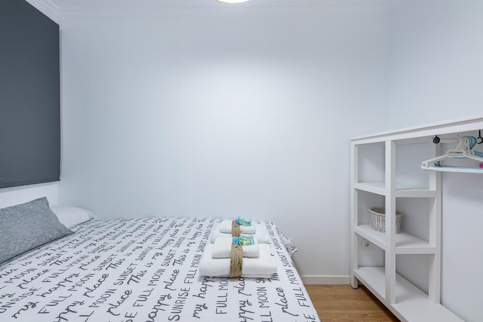 797 Holiday Rentals - Apartamento En Pueblo Quinta A 1 Min De La Playa 베날마데나코스타 외부 사진