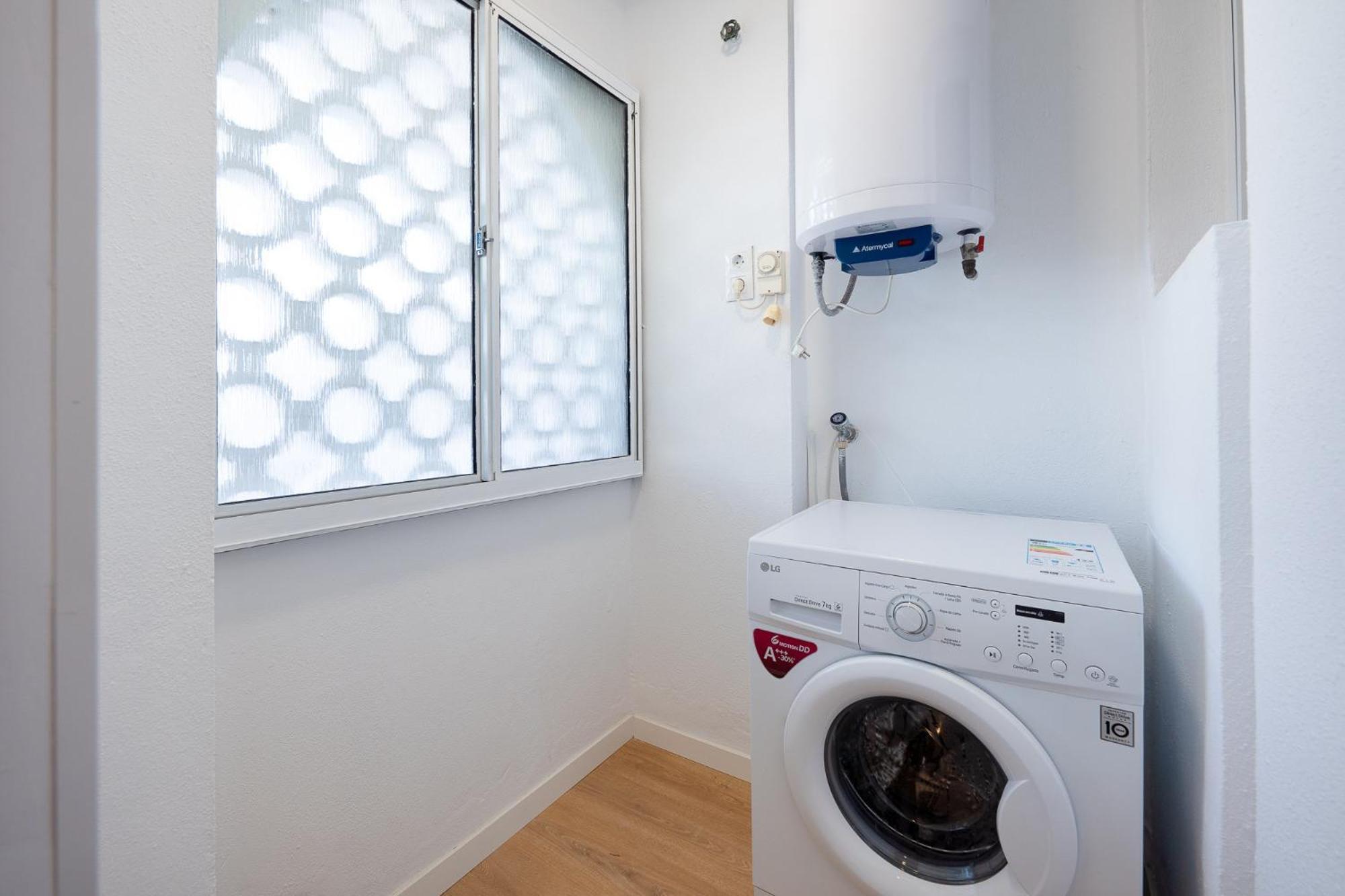 797 Holiday Rentals - Apartamento En Pueblo Quinta A 1 Min De La Playa 베날마데나코스타 외부 사진