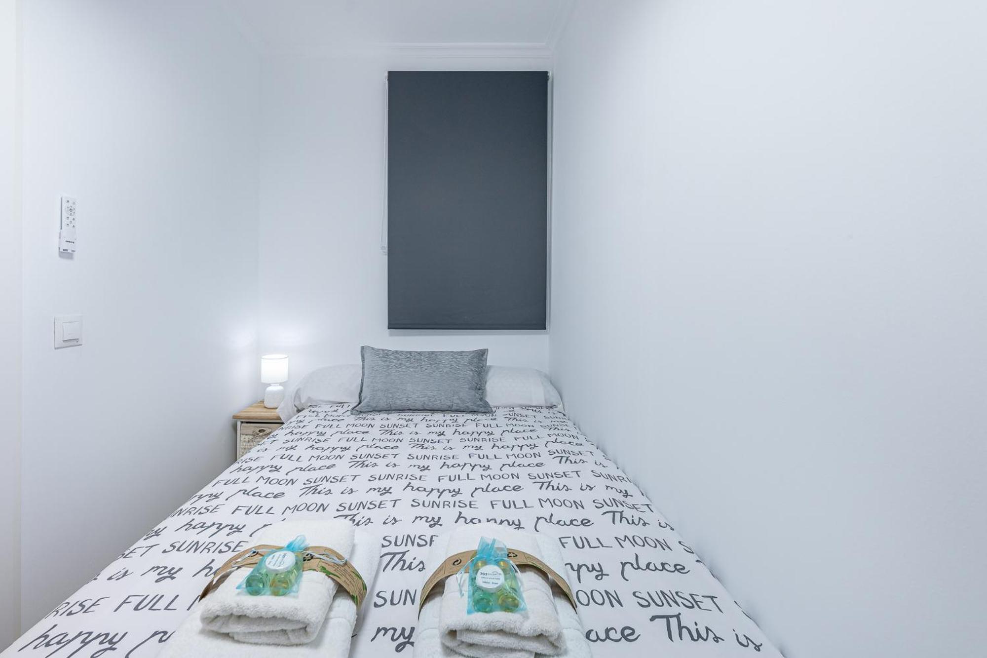 797 Holiday Rentals - Apartamento En Pueblo Quinta A 1 Min De La Playa 베날마데나코스타 외부 사진