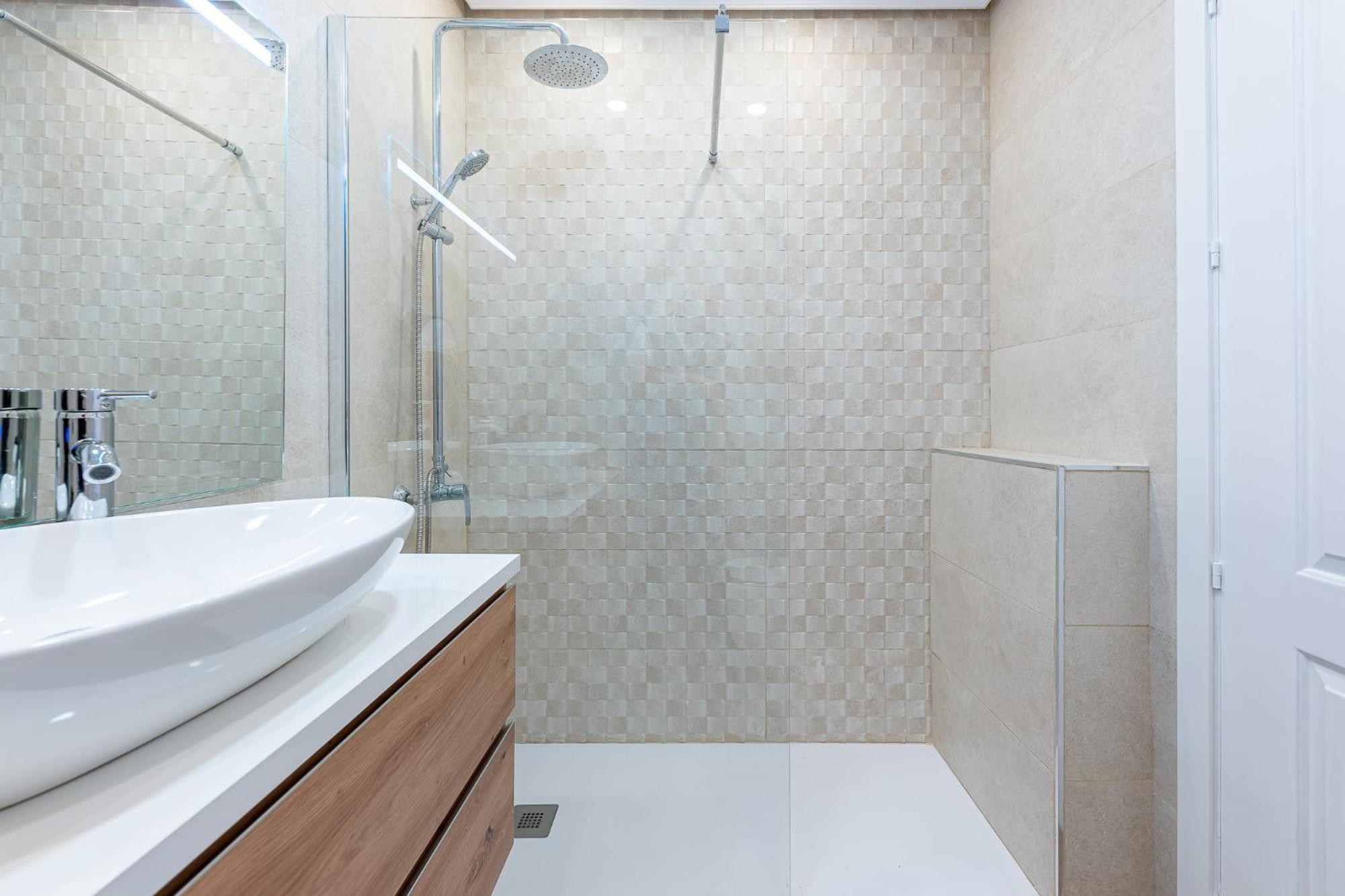 797 Holiday Rentals - Apartamento En Pueblo Quinta A 1 Min De La Playa 베날마데나코스타 외부 사진